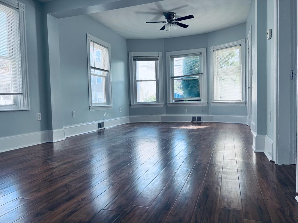 125 Chandler Avenue - 1